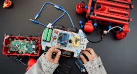 lap-trinh-robotics_thumbnail_11zon.jpg lap-trinh-robotics_thumbnail_11zon.jpg